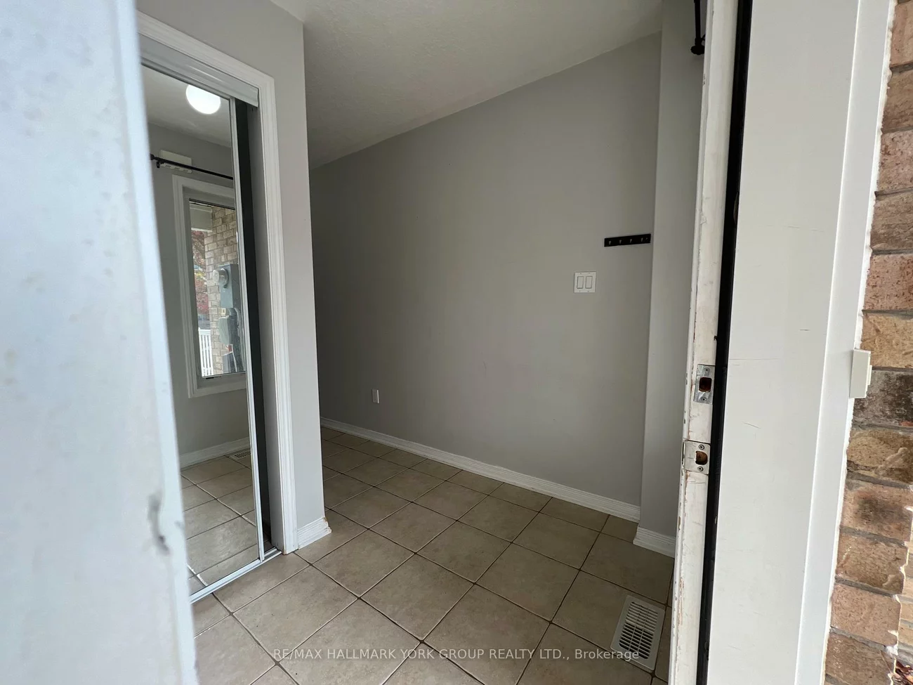 75, Prince William, Innis-Shore, Barrie