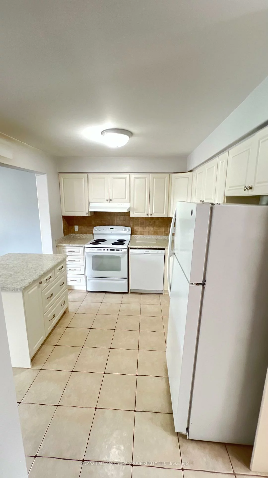75, Prince William, Innis-Shore, Barrie