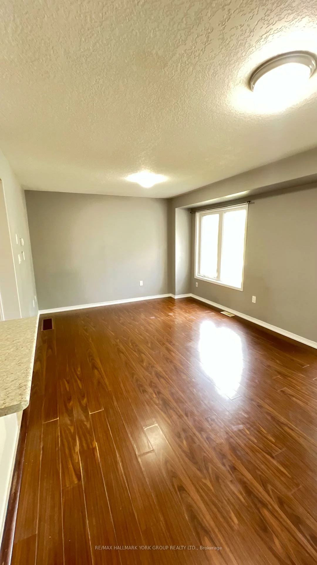 75, Prince William, Innis-Shore, Barrie
