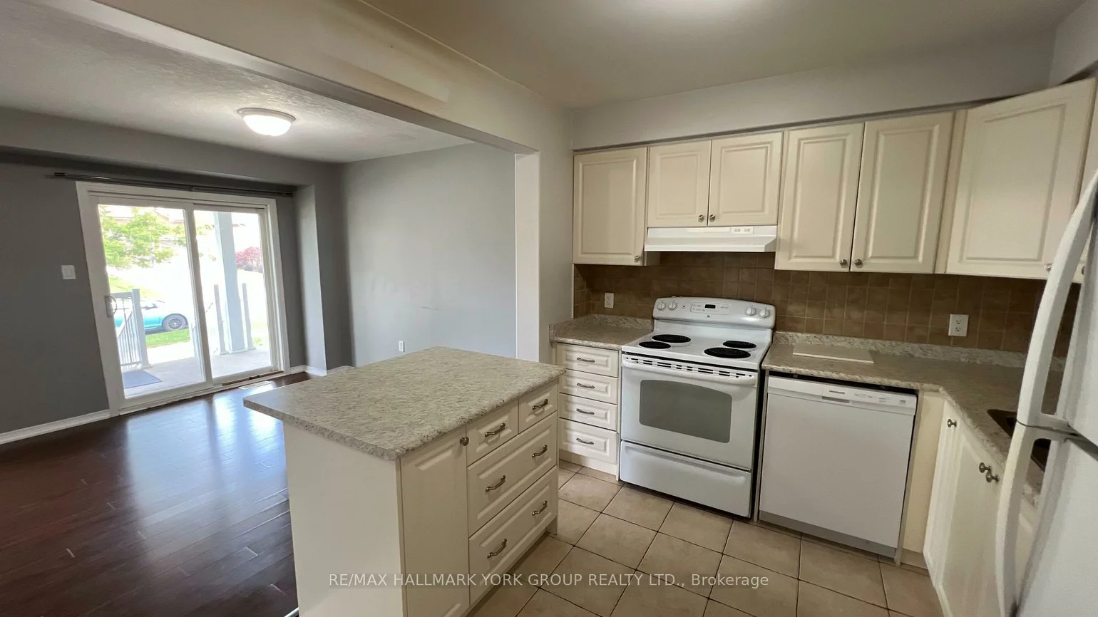 75, Prince William, Innis-Shore, Barrie