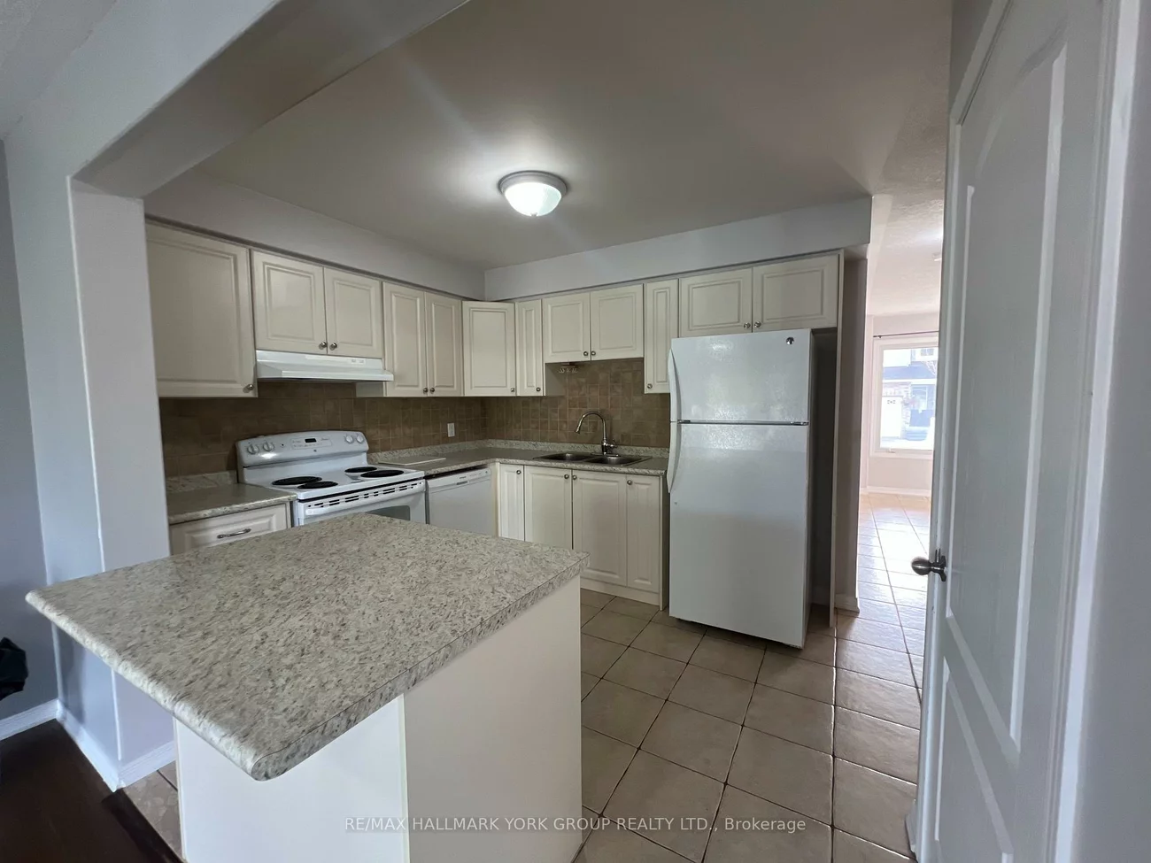 75, Prince William, Innis-Shore, Barrie