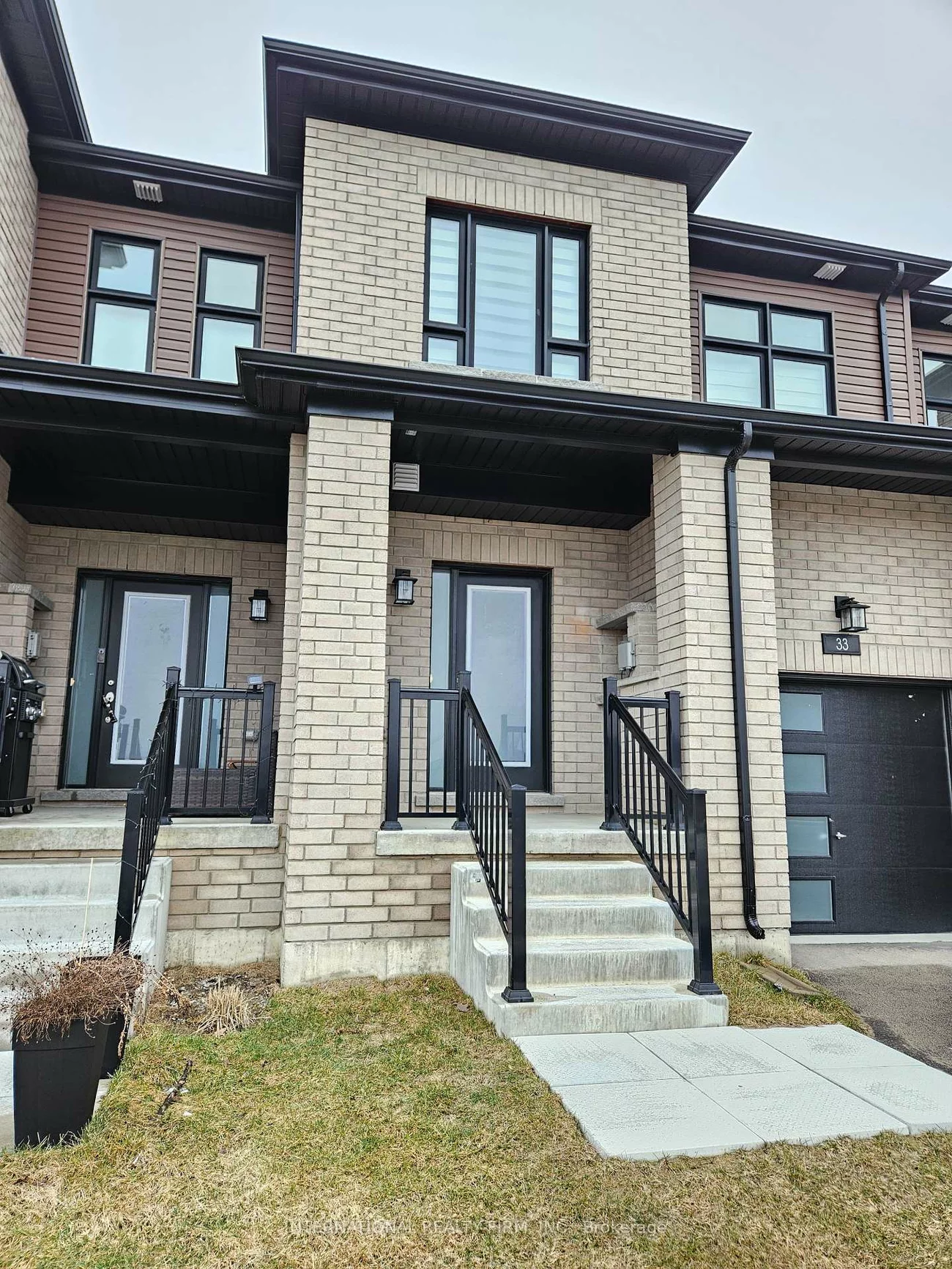 33, Turnberry, Painswick South, Barrie