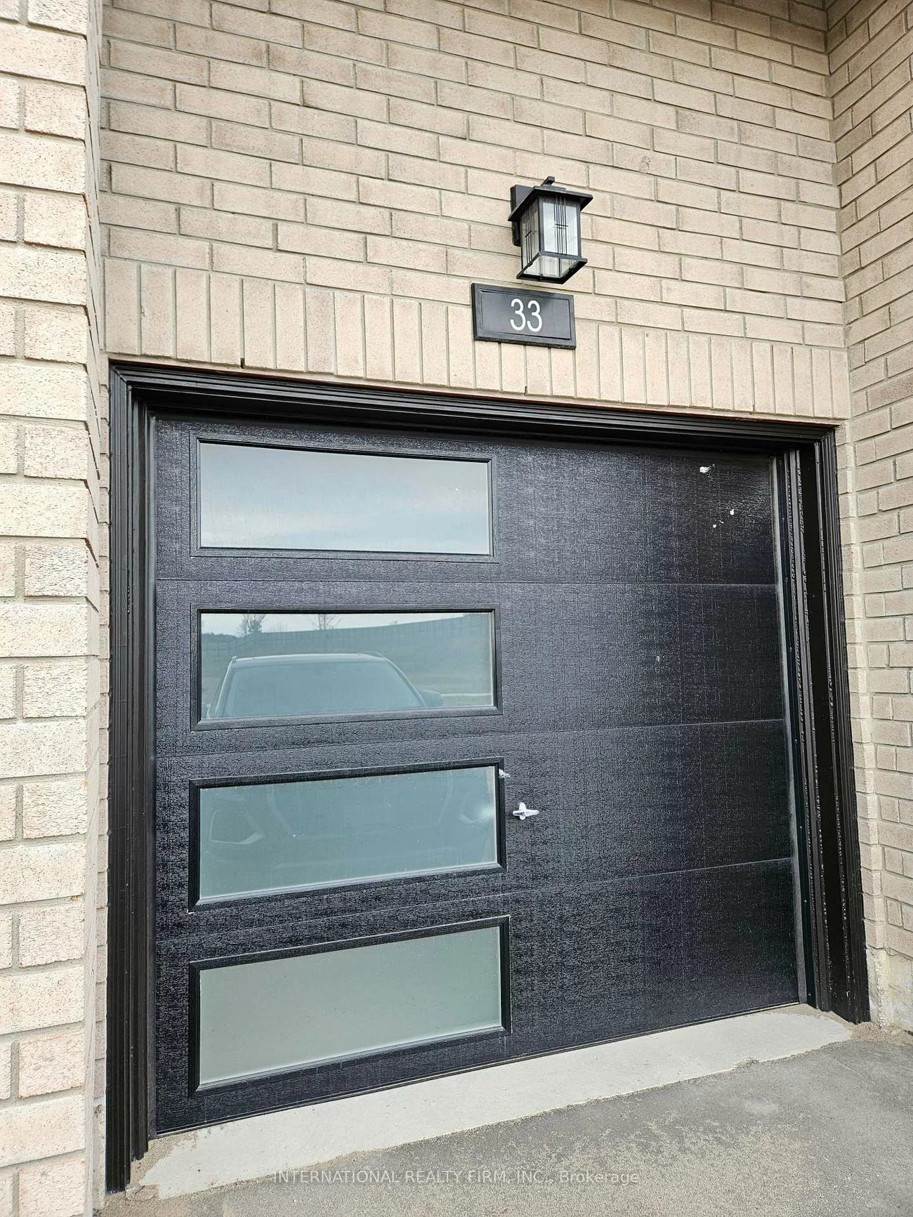 33, Turnberry, Painswick South, Barrie