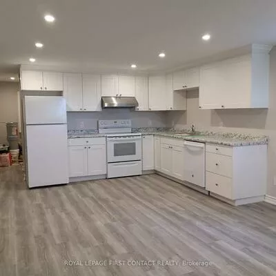 30, Burke, West Bayfield, Barrie