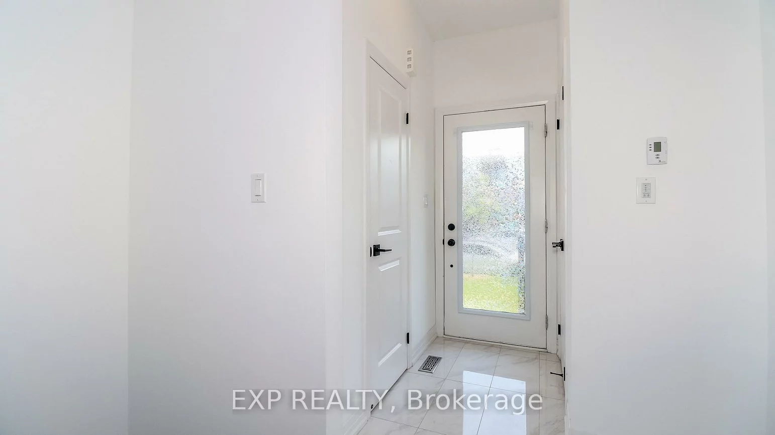 16, Haven, Painswick South, Barrie