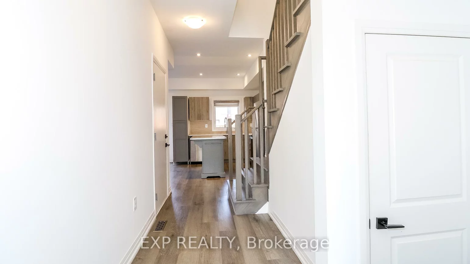 16, Haven, Painswick South, Barrie