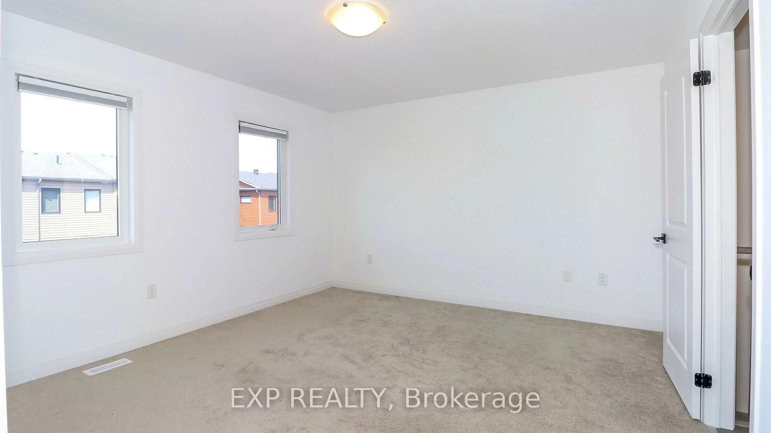 16, Haven, Painswick South, Barrie