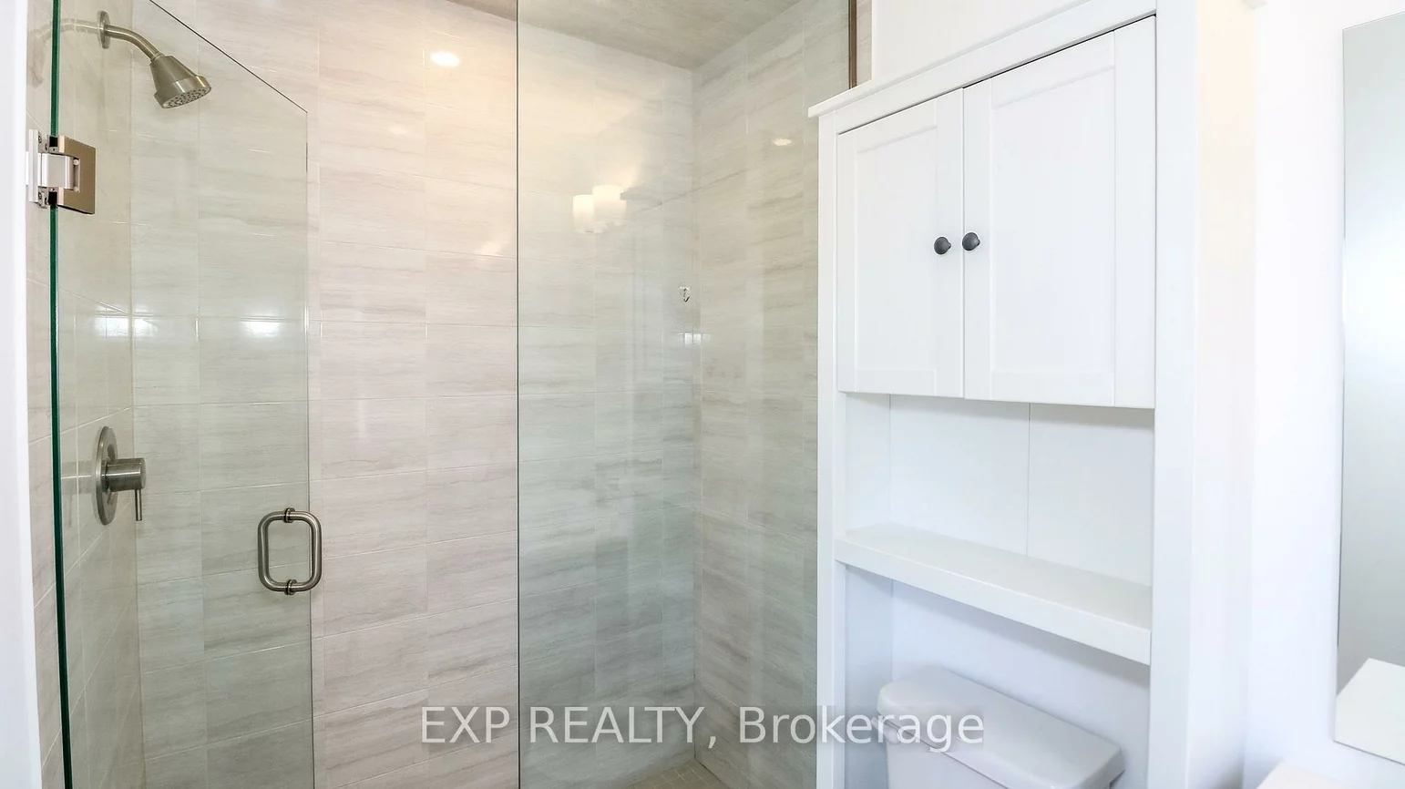 16, Haven, Painswick South, Barrie