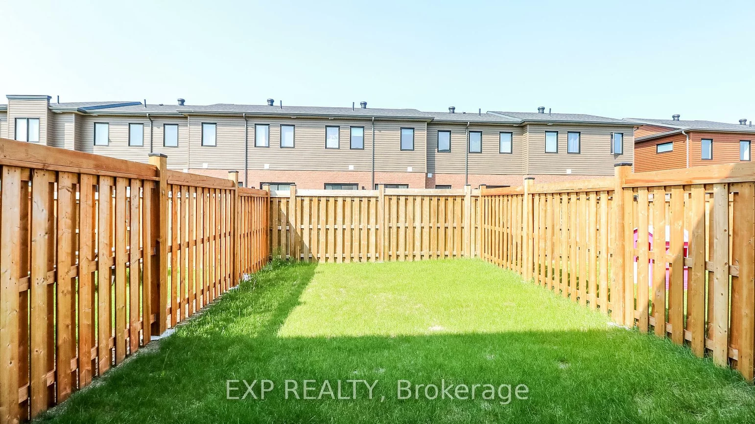 16, Haven, Painswick South, Barrie