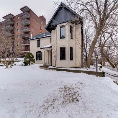 167, Collier, City Centre, Barrie