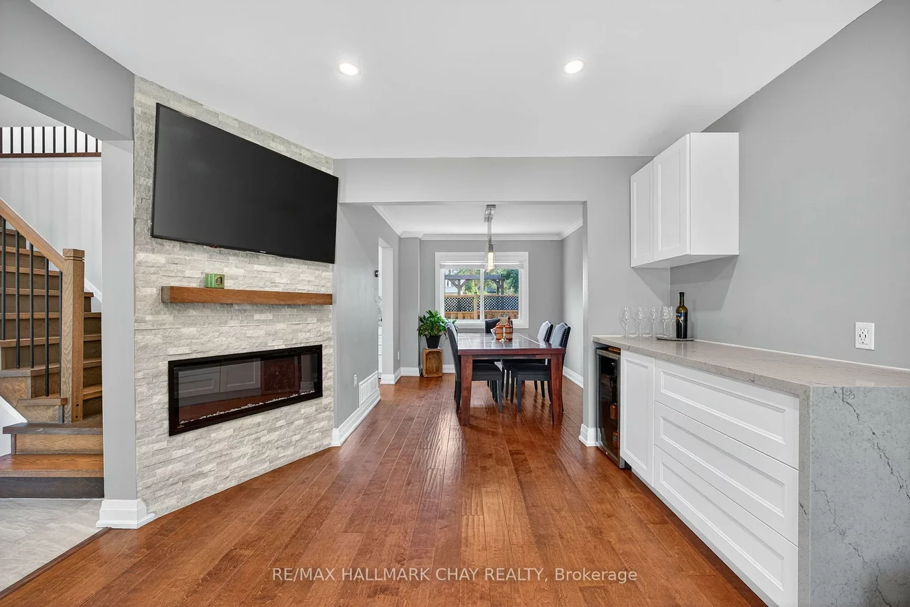 1, Knicely, Painswick North, Barrie