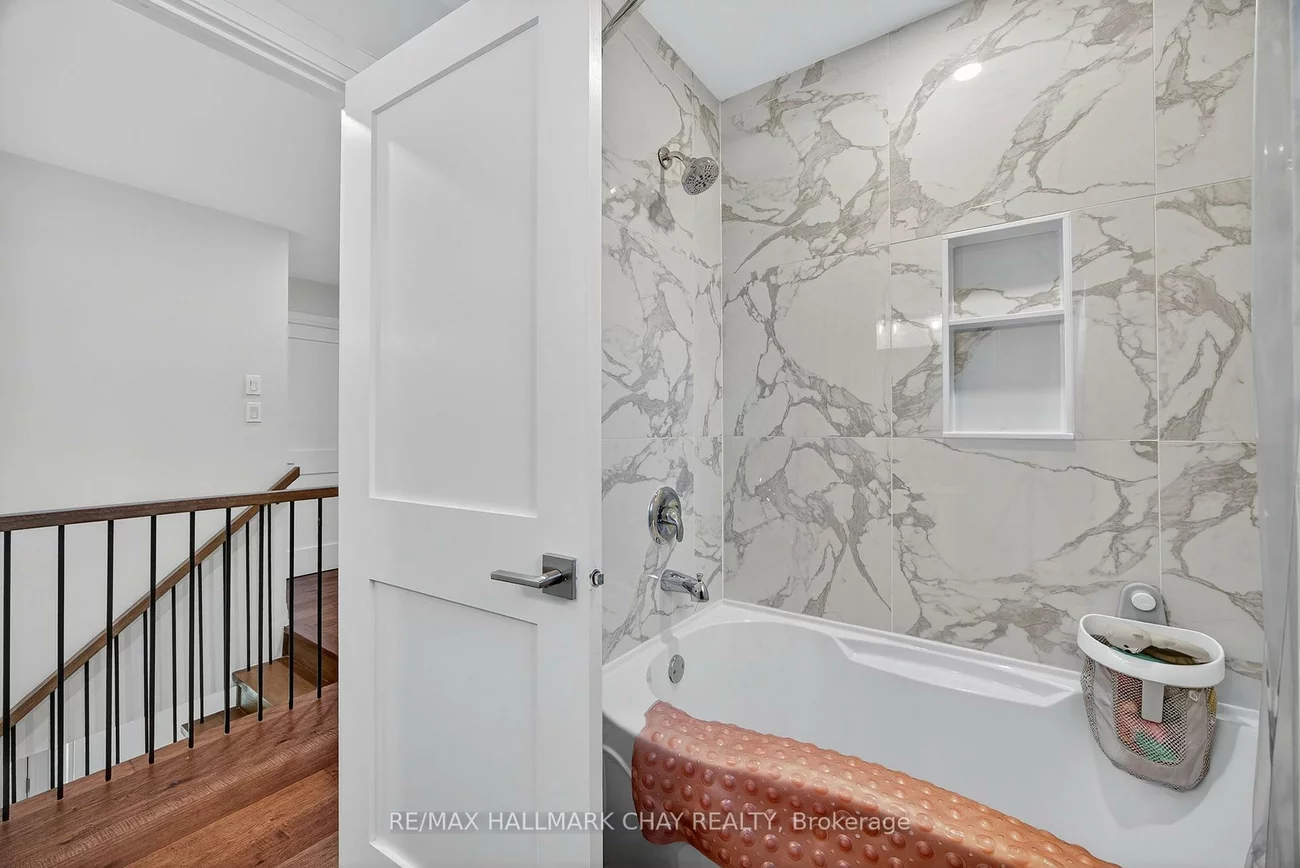 1, Knicely, Painswick North, Barrie