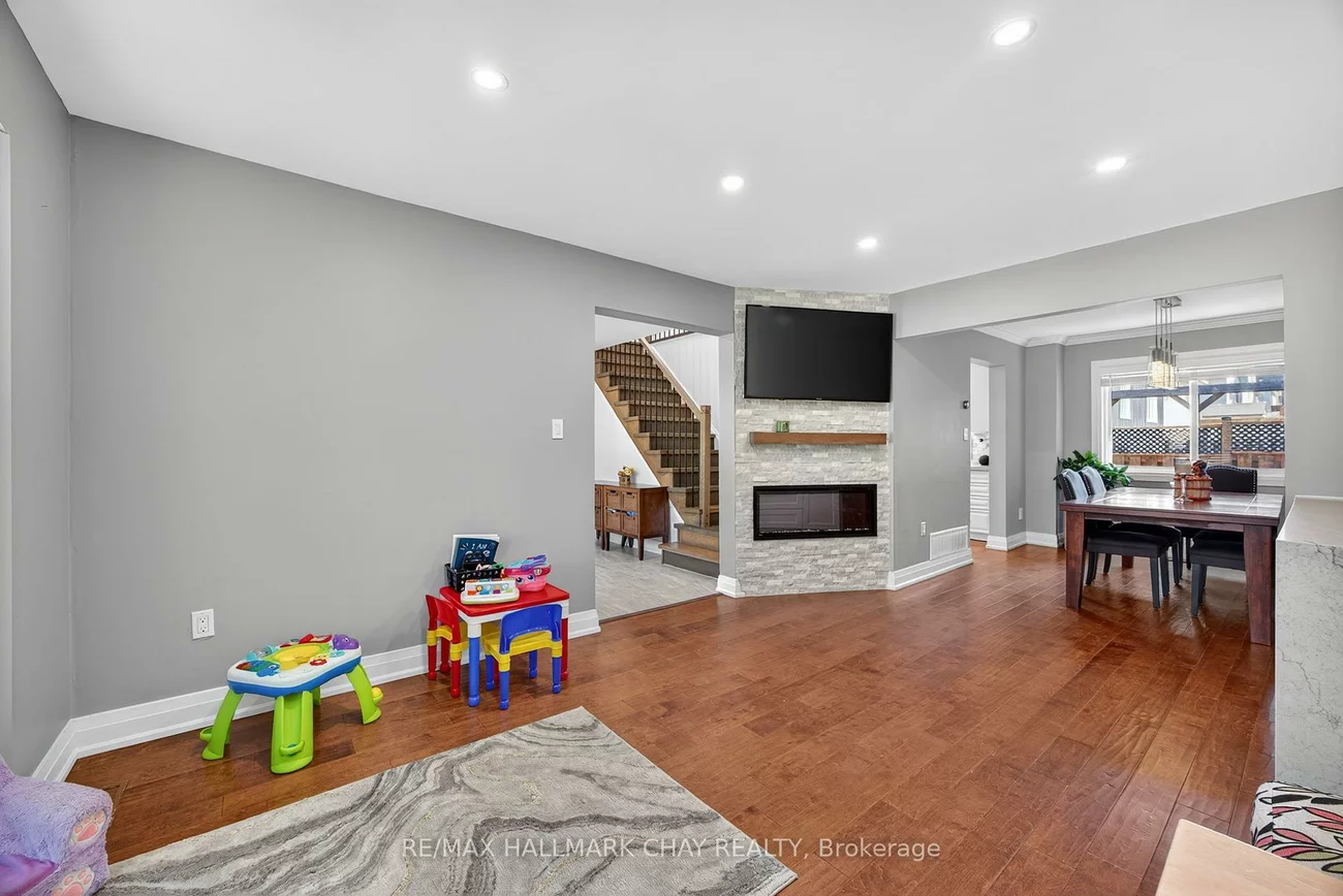 1, Knicely, Painswick North, Barrie