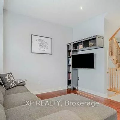 37, Pearcey, West Bayfield, Barrie