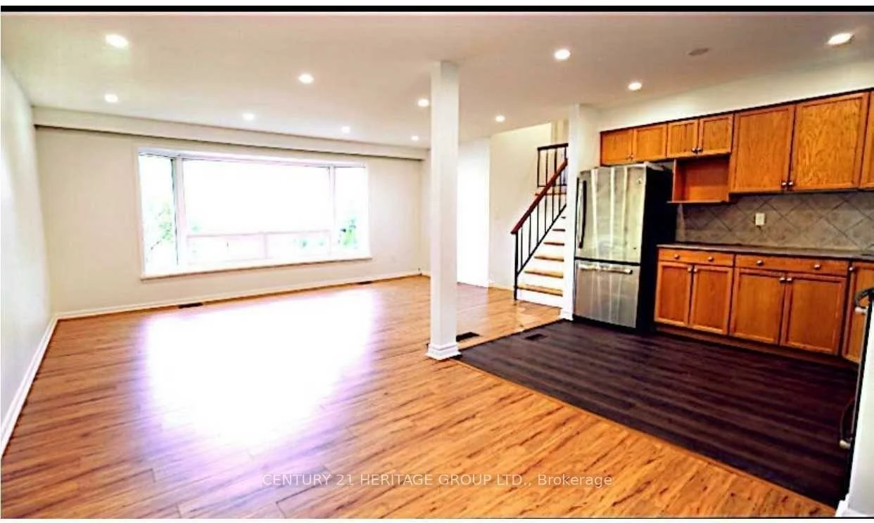 51, Steel, Grove East, Barrie
