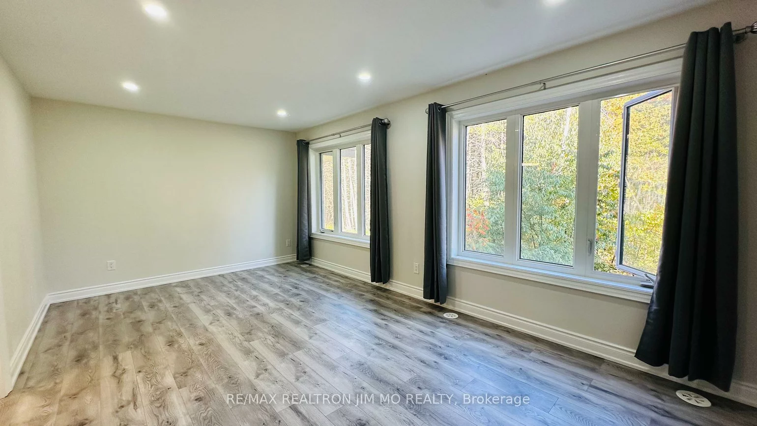 114, Blue Forest, Innis-Shore, Barrie