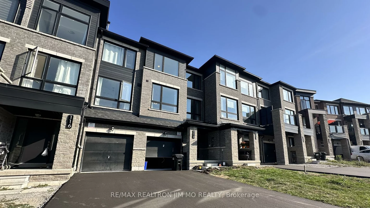 114, Blue Forest, Innis-Shore, Barrie
