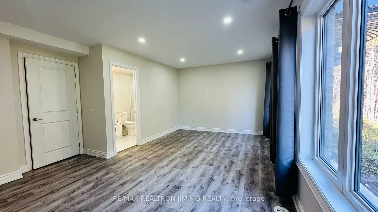 114, Blue Forest, Innis-Shore, Barrie