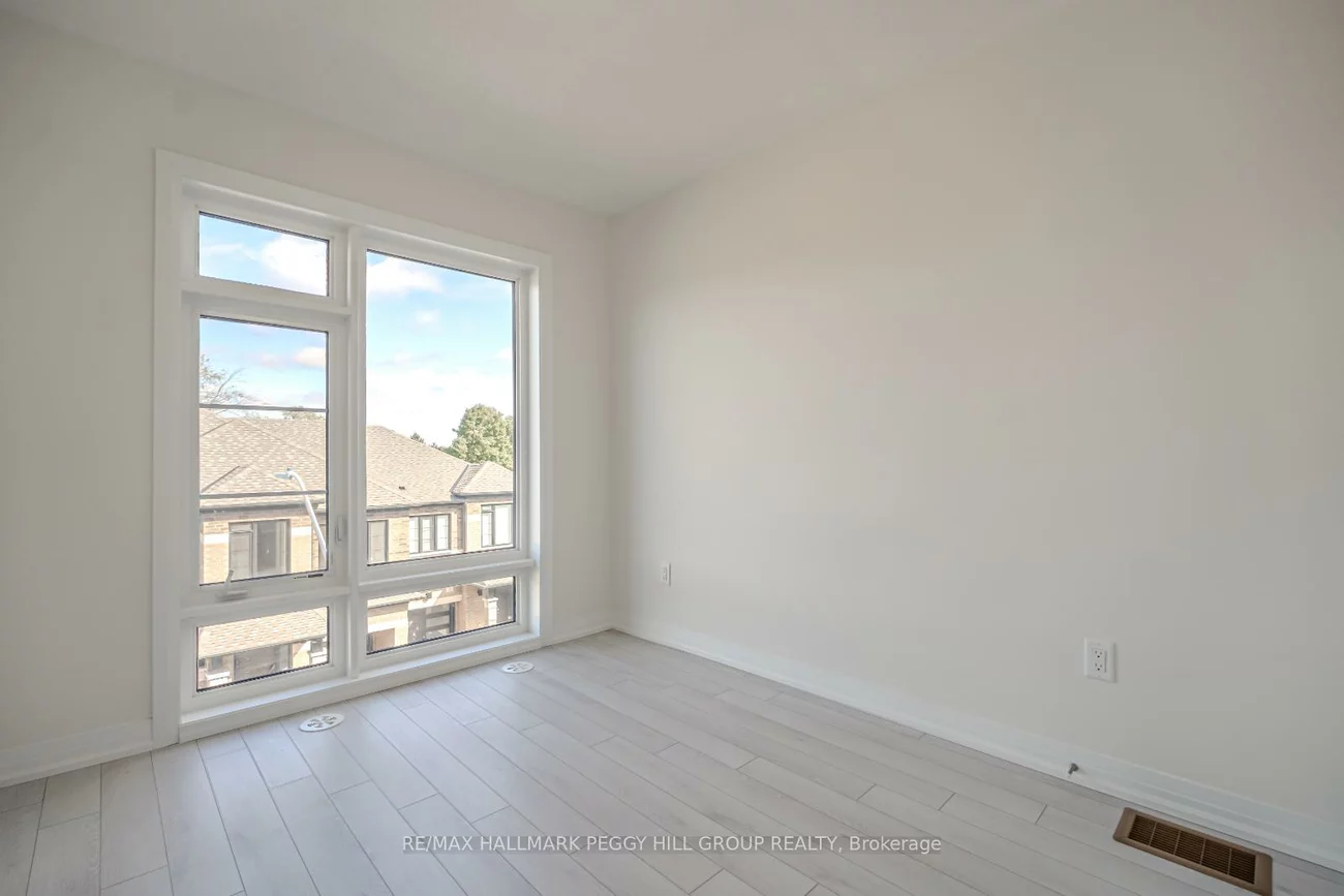 31, Bluebird, Painswick South, Barrie