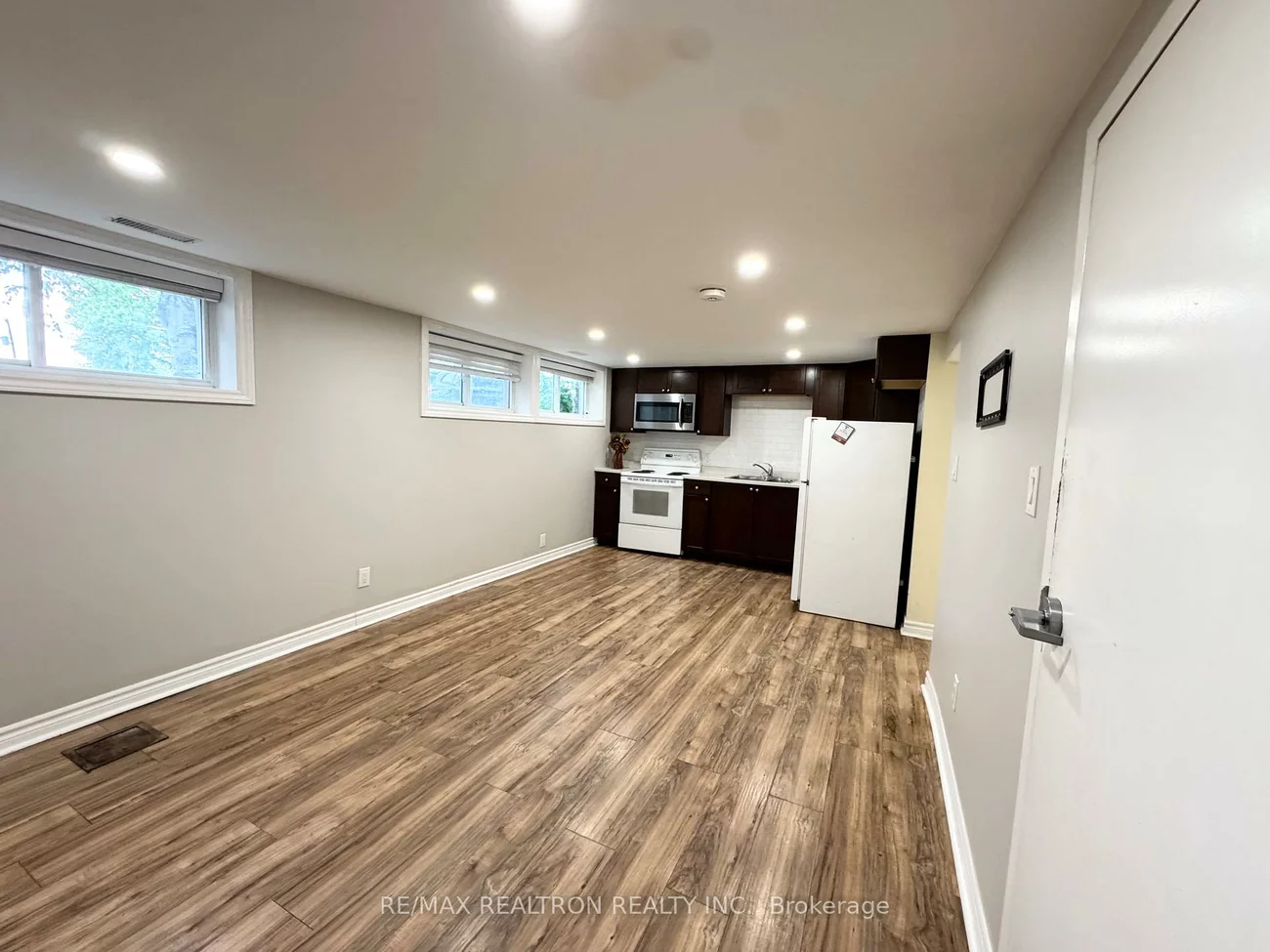 43, Queen, City Centre, Barrie
