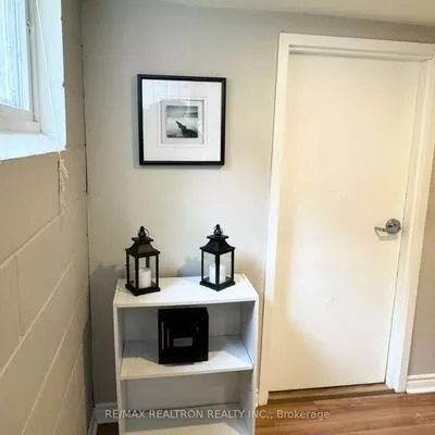 43, Queen, City Centre, Barrie