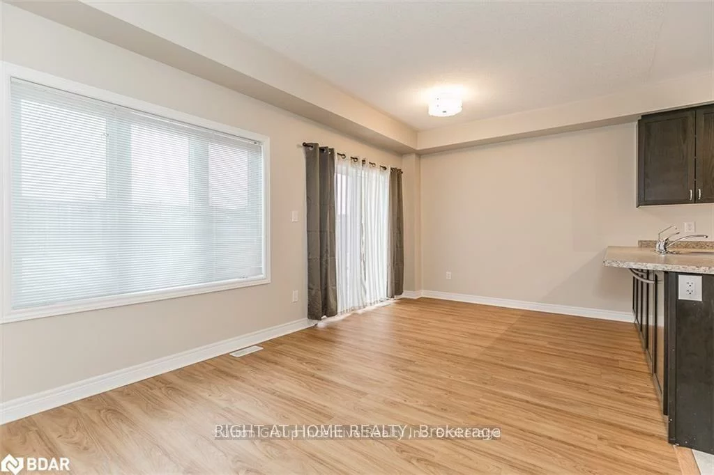 98, PEARCEY, West Bayfield, Barrie