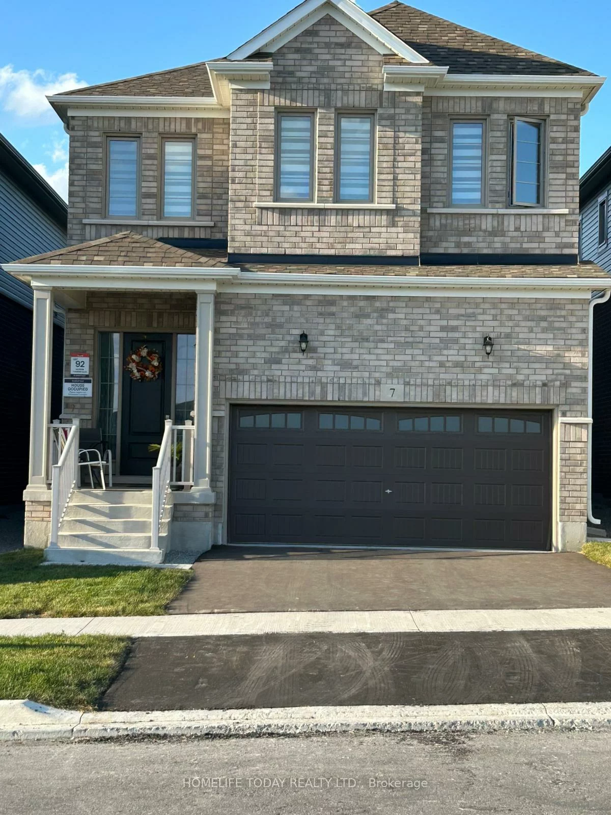 7, Phoenix, Painswick South, Barrie