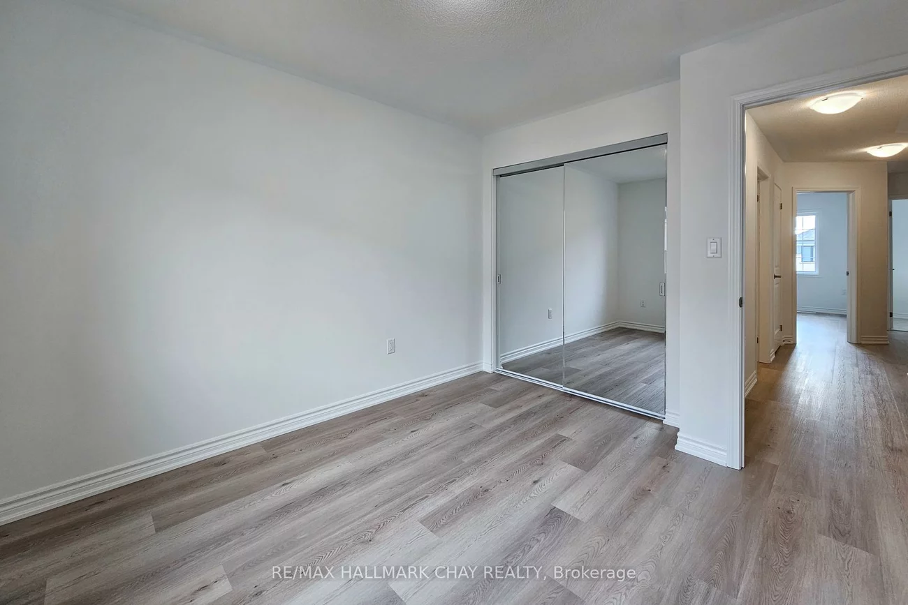 8, Vinewood, Rural Barrie Southeast, Barrie