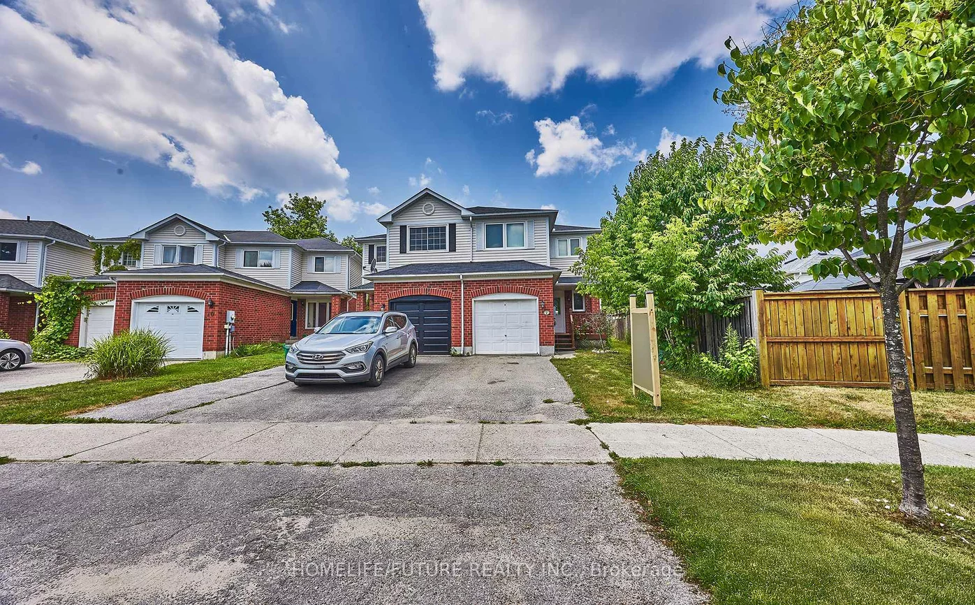 6, Pickett, Painswick North, Barrie