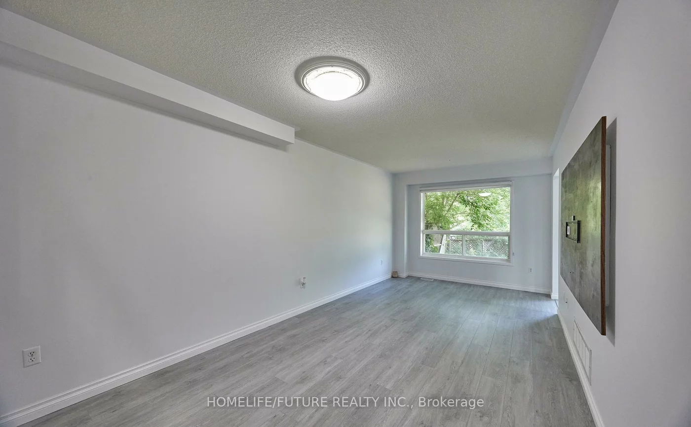 6, Pickett, Painswick North, Barrie