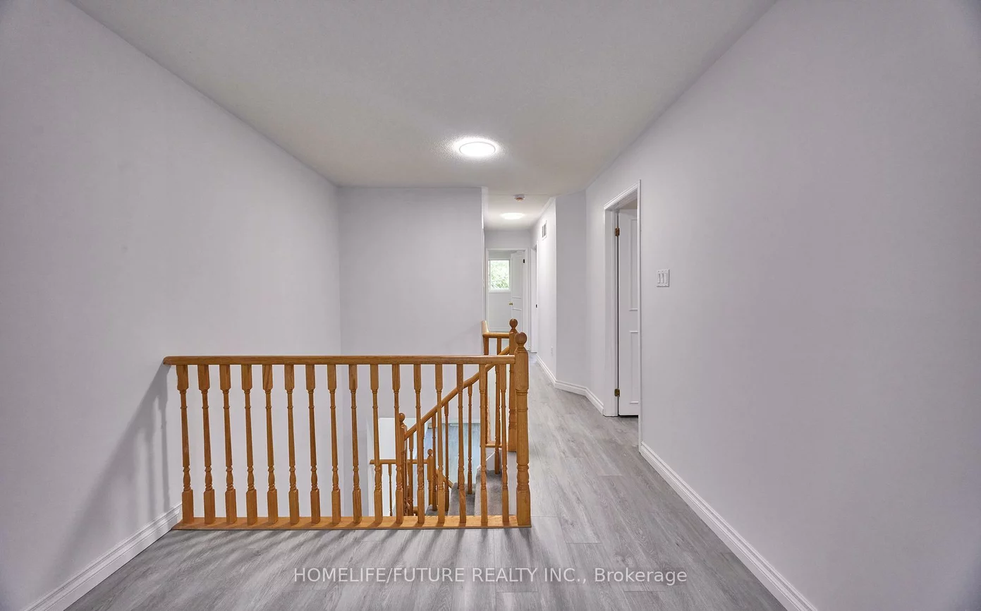 6, Pickett, Painswick North, Barrie