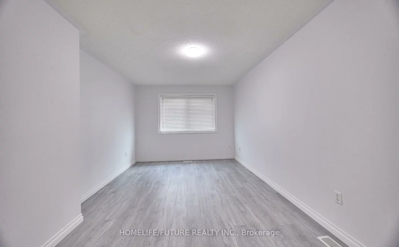 6, Pickett, Painswick North, Barrie