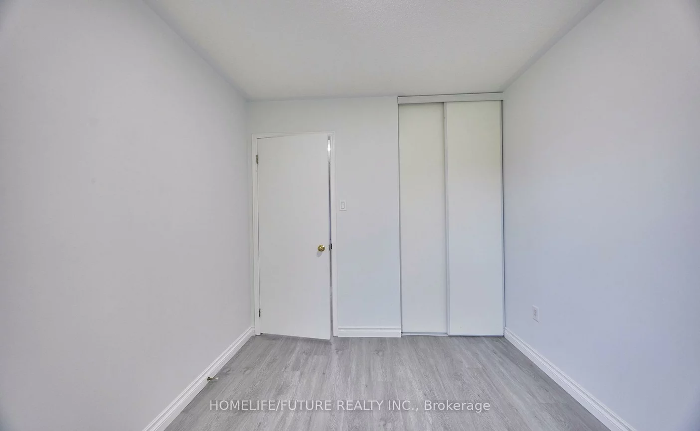 6, Pickett, Painswick North, Barrie