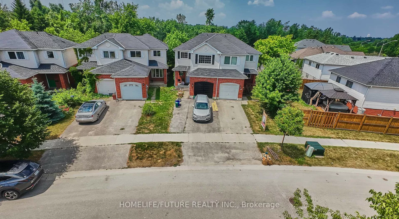 6, Pickett, Painswick North, Barrie