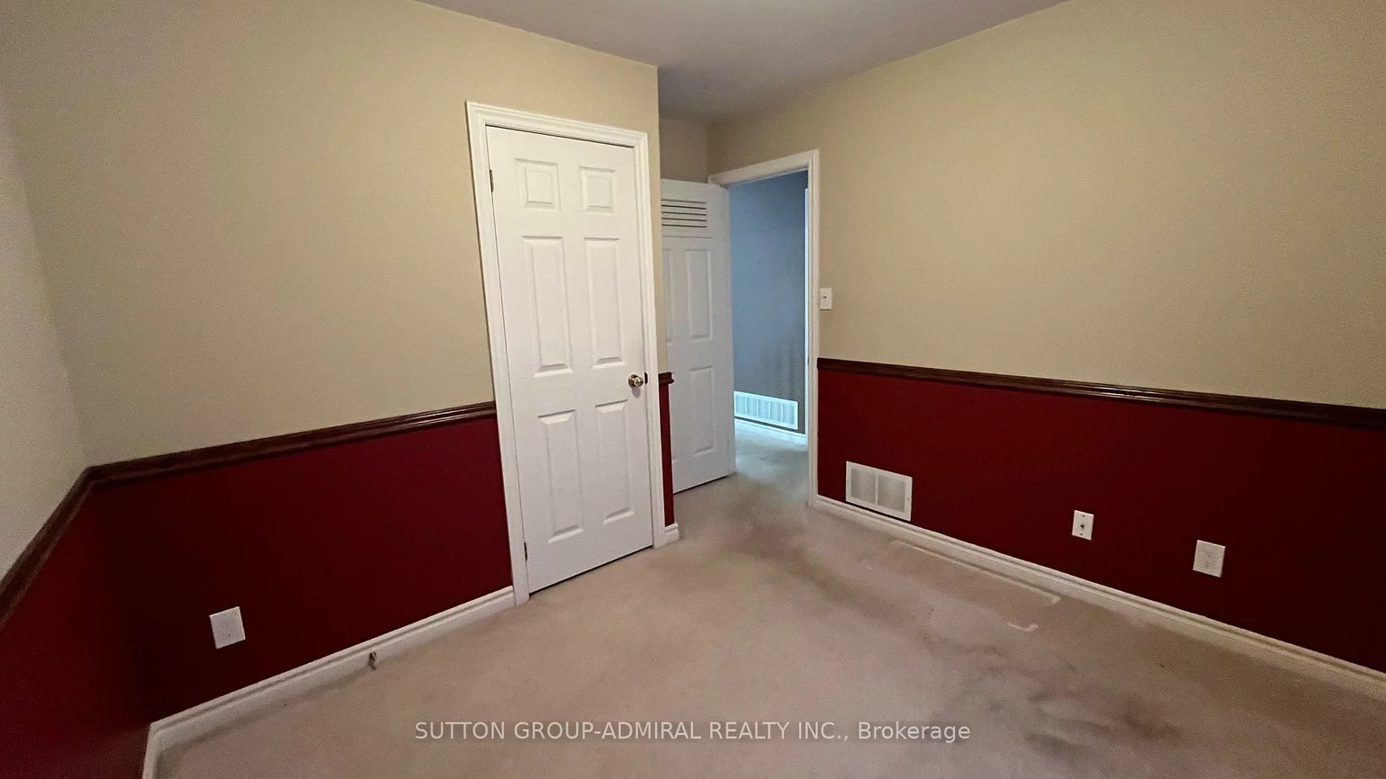 12, Revelstoke, Holly, Barrie