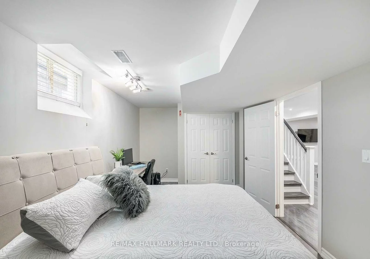 17, Silver, Ardagh, Barrie