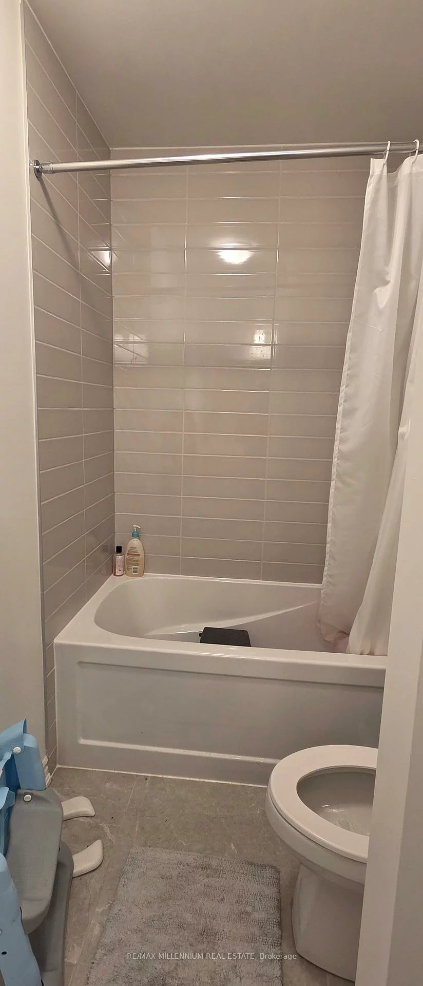 42, West Oak, Rural Barrie Southeast, Barrie