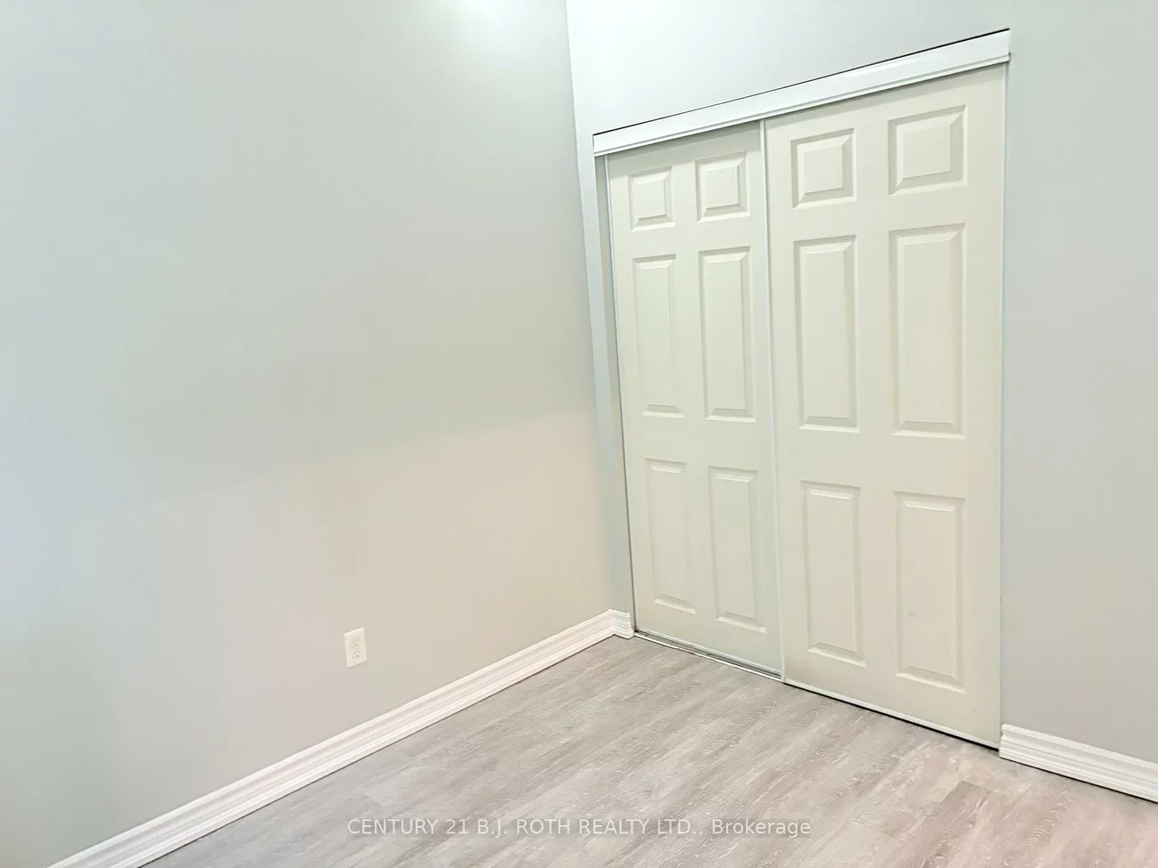 19, Dunlop, City Centre, Barrie