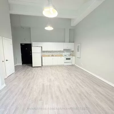 19, Dunlop, City Centre, Barrie