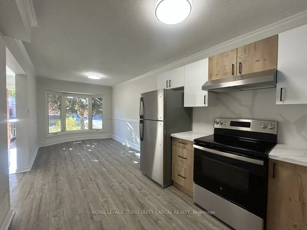 102, Cardinal, Cundles East, Barrie