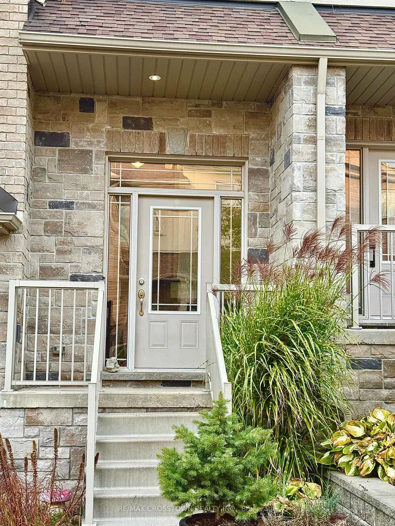 376, Blake, Codrington, Barrie