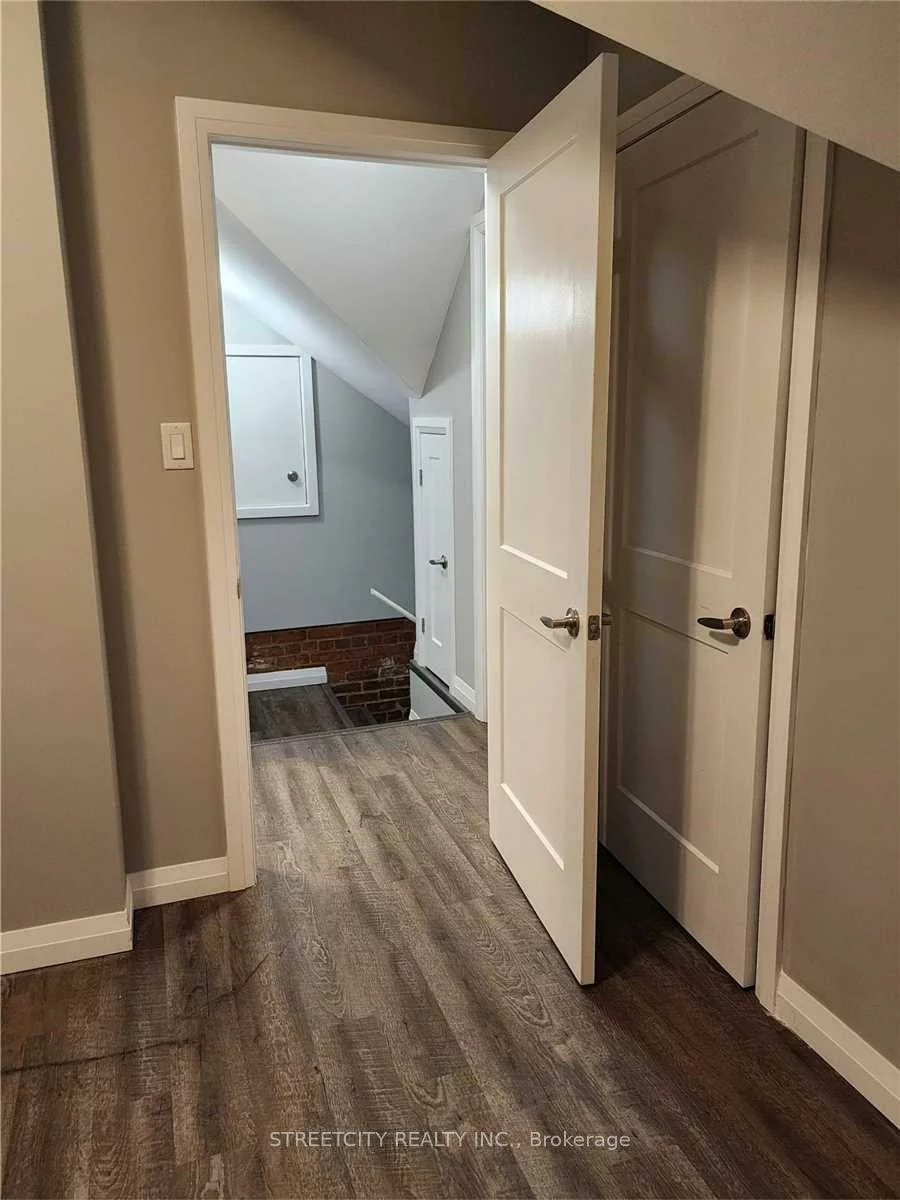 170, Bradford, City Centre, Barrie