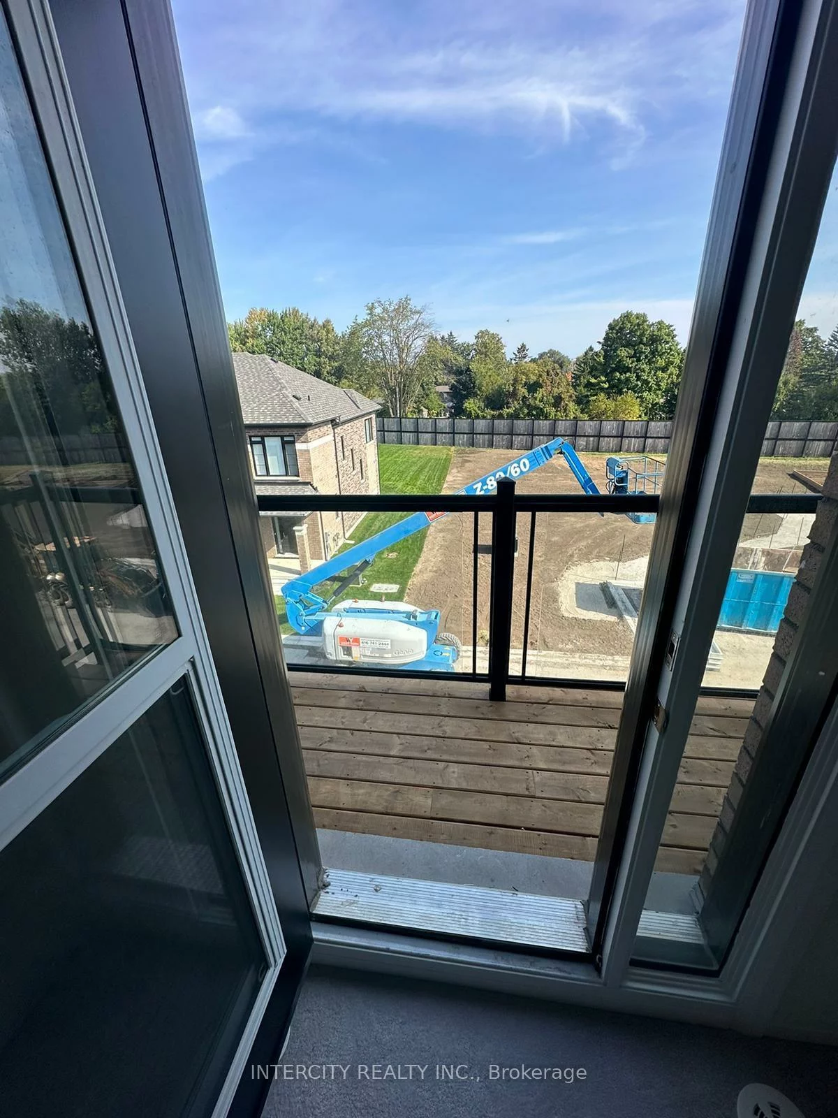 23, Bluebird, Painswick South, Barrie