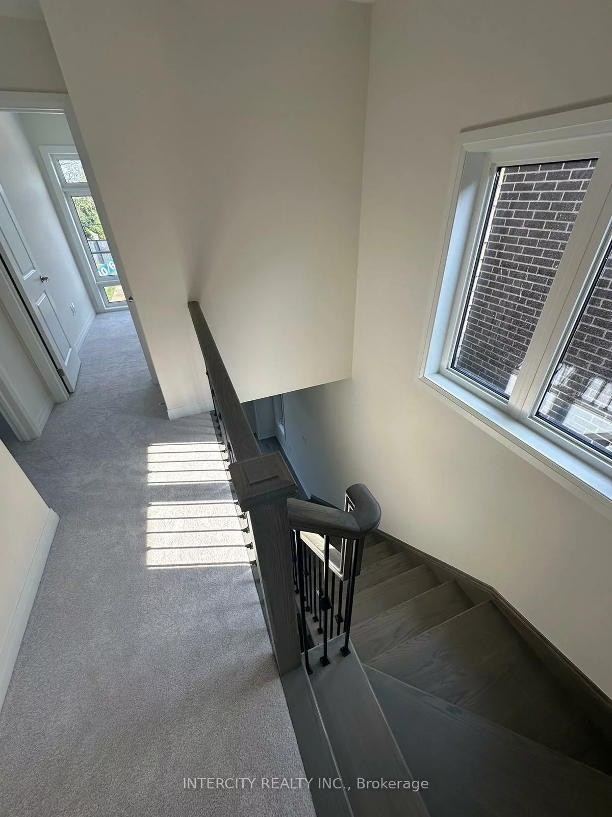 23, Bluebird, Painswick South, Barrie