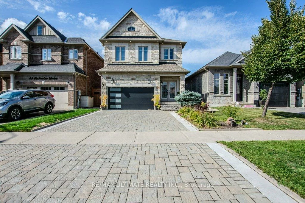 38, Catherine, Painswick South, Barrie