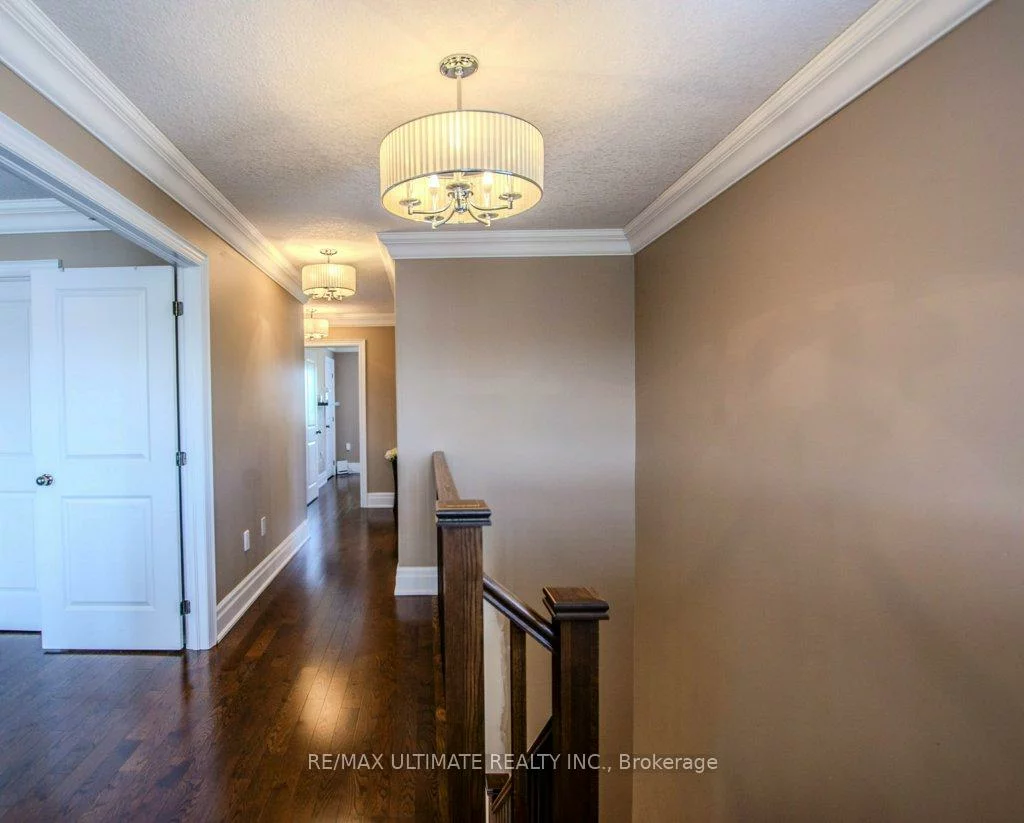 38, Catherine, Painswick South, Barrie