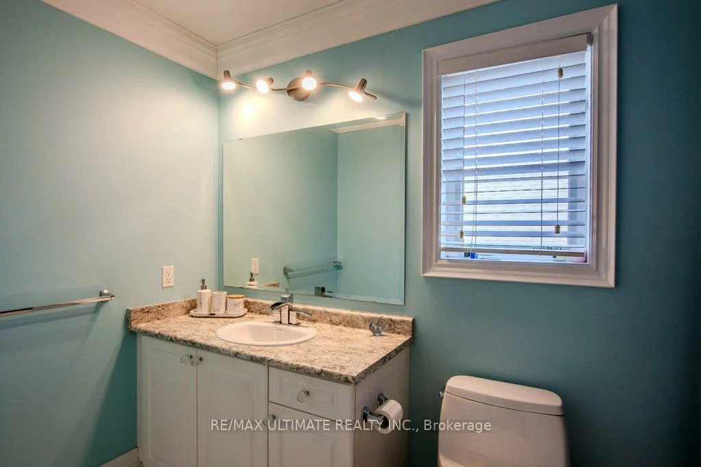 38, Catherine, Painswick South, Barrie