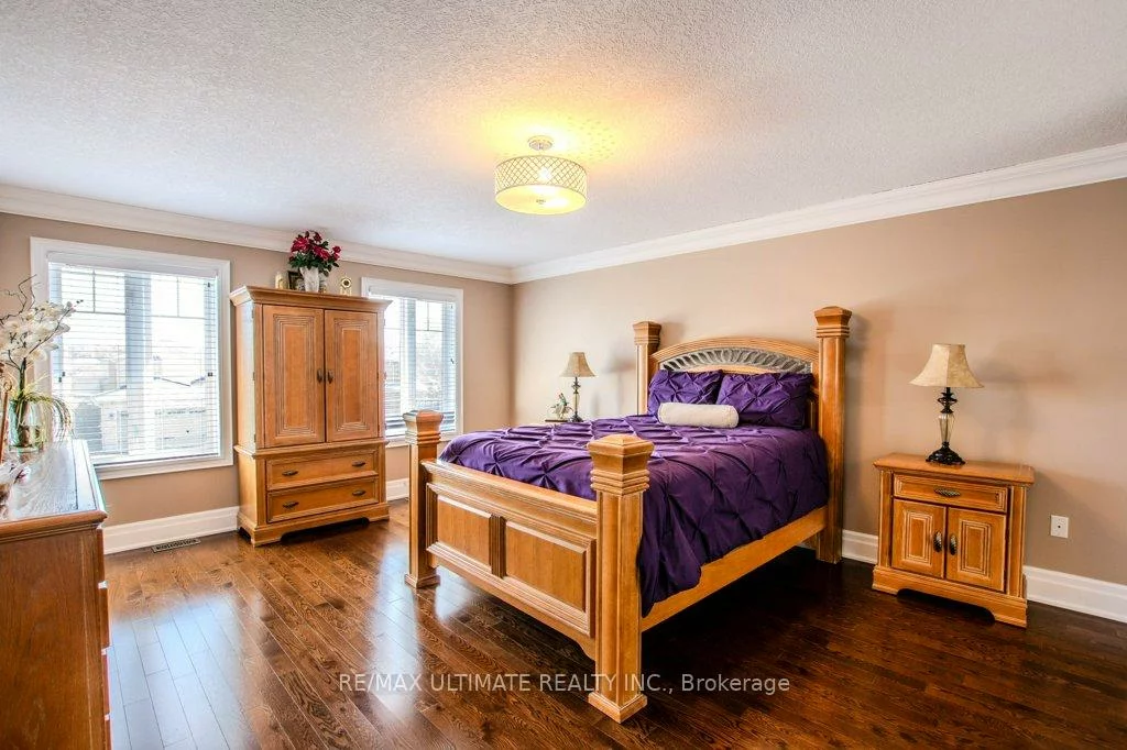 38, Catherine, Painswick South, Barrie