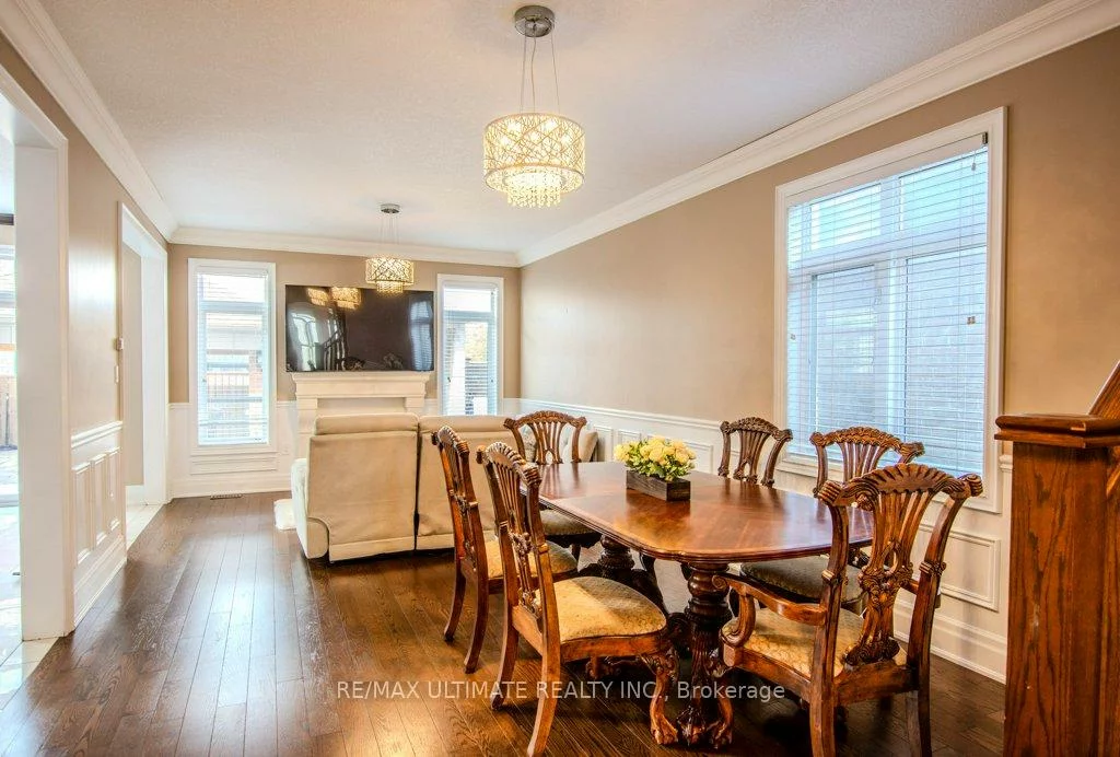 38, Catherine, Painswick South, Barrie