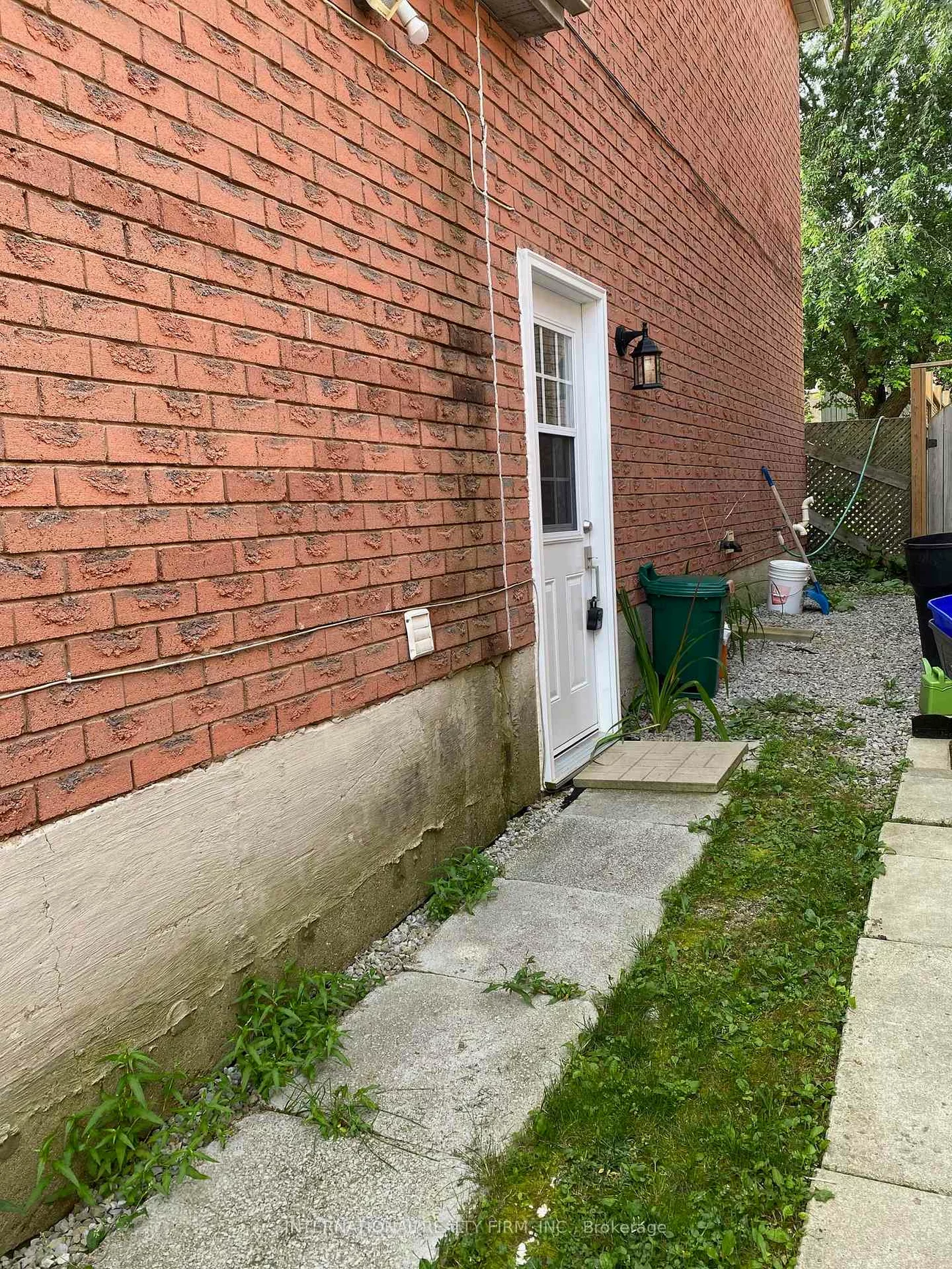 75, Ferguson, Northwest, Barrie